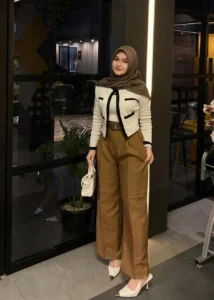 5-inspirasi-smart-casual-wanita-yang-elegan-dan-modern