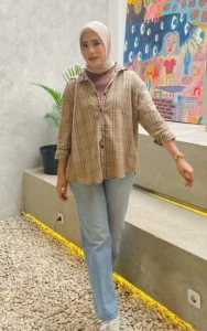 ootd-smart-casual-hijab-tampil-profesional-tapi-tetap-santai