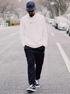 layering-hoodie-tampil-kasual-modern-ala-streetwear-populer